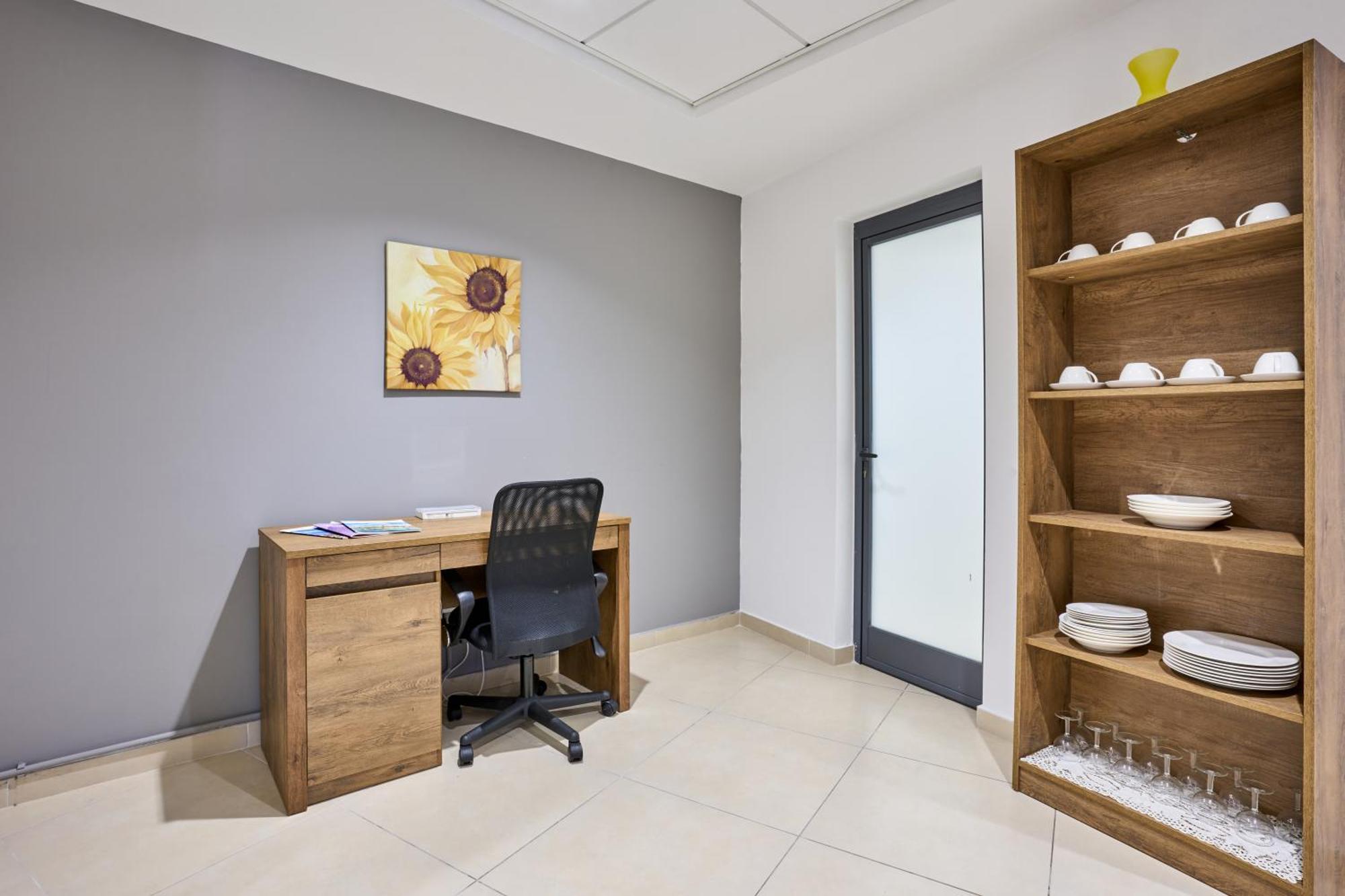 Apartment In *